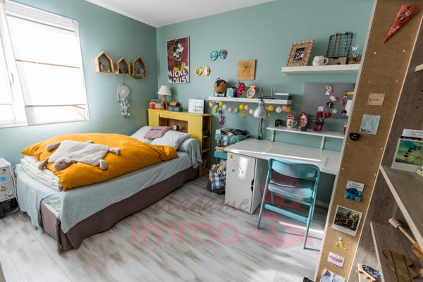 Maison contemporaine de plain-pied avec piscine – confort moderne et prestations de qualité Détails des diagnostics énergétiques