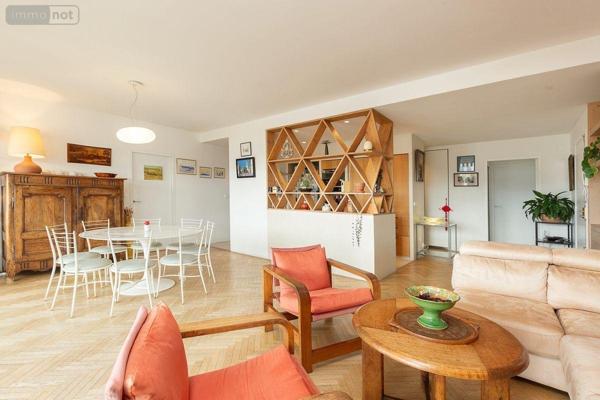 Appartement à vendre à Marseille 8e Arrondissement dans les Bouches-du-Rhône (13008), ref : 10521/34   
PRADO