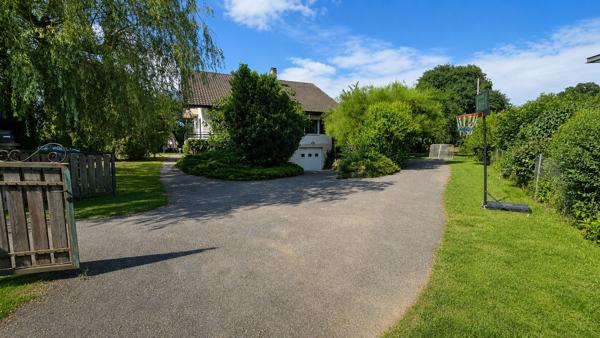 COUP DE CŒUR À CHENS-SUR-LÉMAN – Une propriété familiale entièrement rénovée avec appartement indépendant !