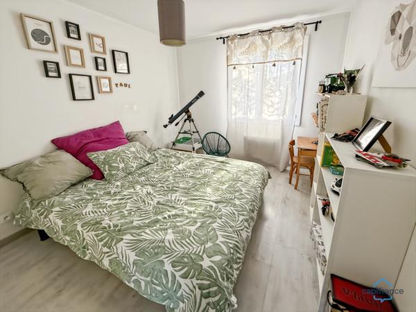 Dpt Gers (32), à vendre BARCELONNE DU GERS Maison de plain-pied T4 de 91m² habitables + grand garage sur 637m² de terrain, au calme