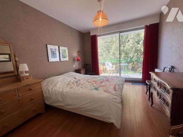 A VENDRE - PORNICHET - EMPLACEMENT IDEAL : PROCHE MARCHE - APPARTEMENT DUPLEX T4 
Dans un envi...