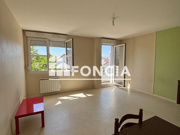Location Studio 31 m² - LE CLOS ROBERT ESTIENNE BAT A Dijon 21000