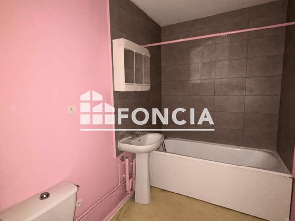 Location Studio 31 m² - LE CLOS ROBERT ESTIENNE BAT A Dijon 21000