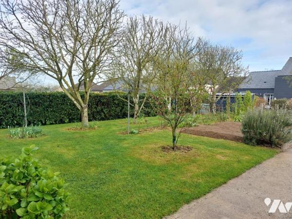 A VENDRE - PAVILLON - COSSE LE VIVIEN 