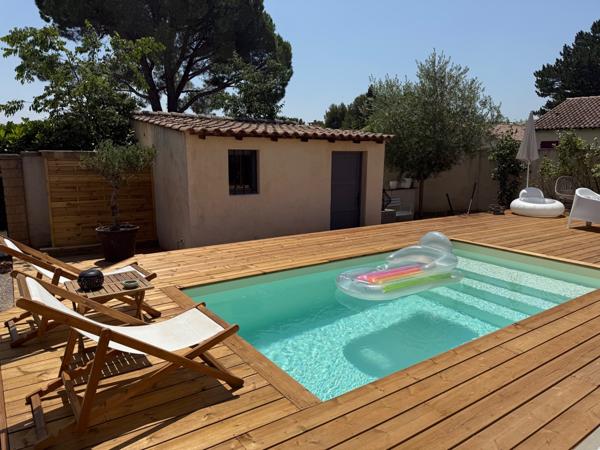 Maison Puyricard - 4  PIECES100 m2- CALME - PISCINE terrasse dépendance.