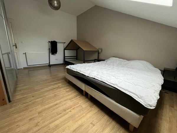 Maison 5 pièces -  118 m2 au sol - Jardin, Terrasse et Garage - Challes-les-Eaux