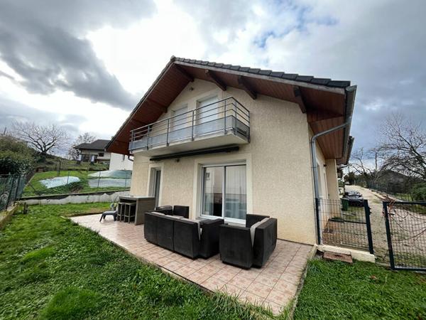 Maison 5 pièces -  118 m2 au sol - Jardin, Terrasse et Garage - Challes-les-Eaux