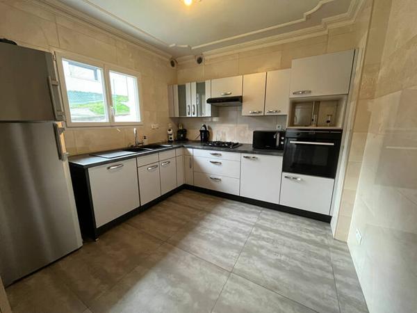 Maison 5 pièces -  118 m2 au sol - Jardin, Terrasse et Garage - Challes-les-Eaux