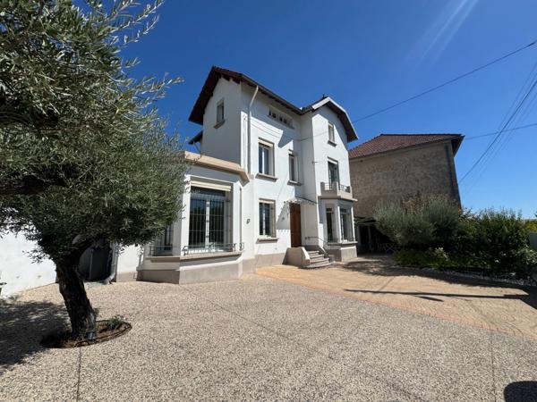 Maison à vendre 9 pièces ALES (30)