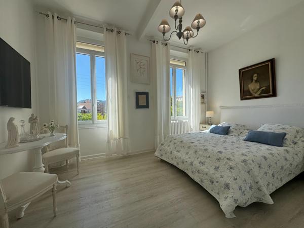 Maison à vendre 9 pièces ALES (30)