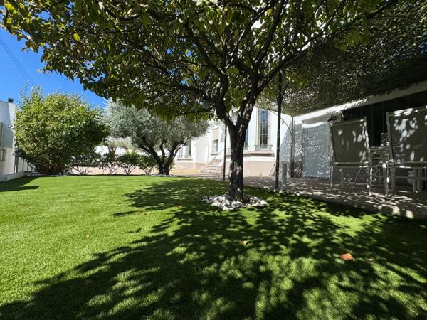 Maison à vendre 9 pièces ALES (30)