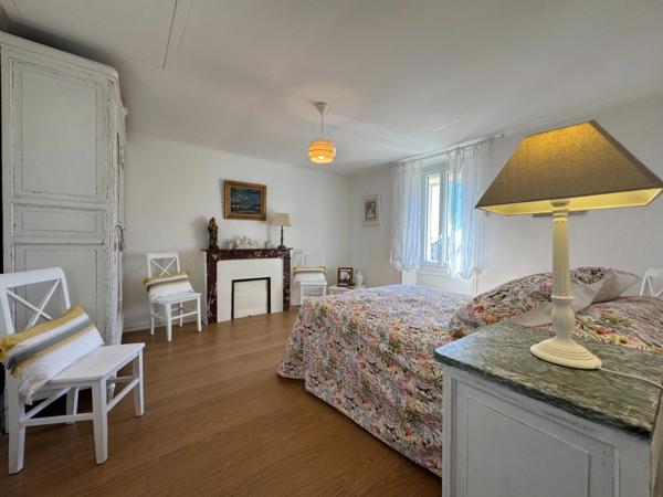 Maison à vendre 9 pièces ALES (30)