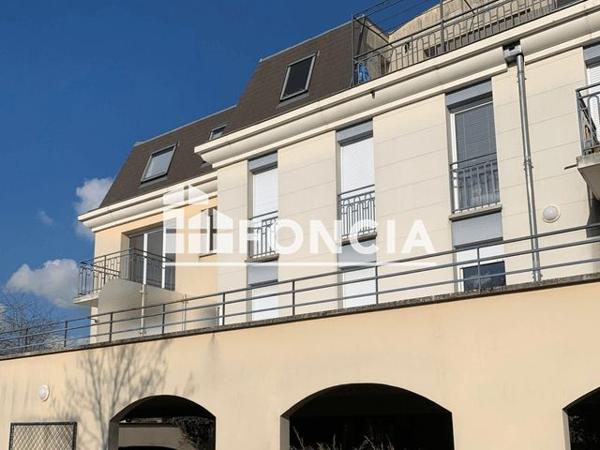 Location Appartement 3 pièces 62 m² - CLOS DE LA CHAPELLE La Chapelle Saint Mesmin 45380