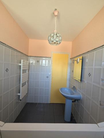 Maison Tredrez Locquemeau 7 pièce(s) 143 m2