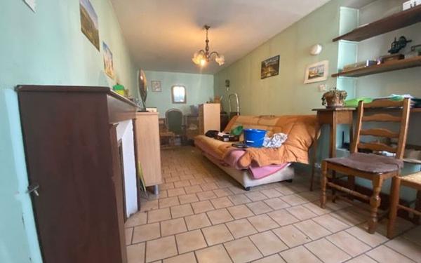 Maison à vendre    2 pièces •  Chantenay-Saint-Imbert