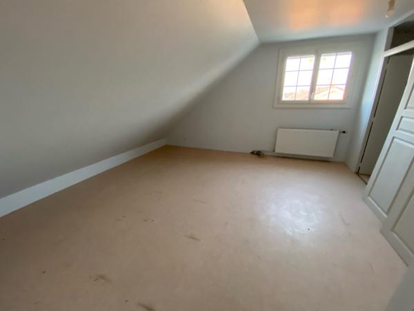 SPACIEUX PAVILLON de 6 CHAMBRES