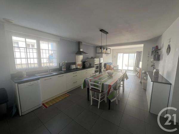 Appartement F3 à vendre  3 pièces - 64,87 m 2   ST JEAN DE MONTS  - 85