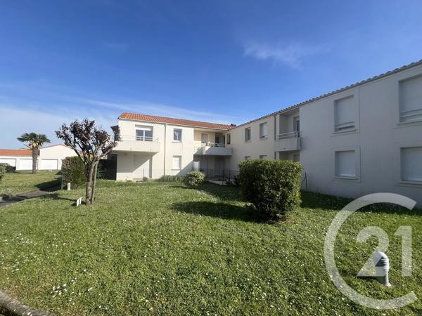 Appartement F3 à vendre  3 pièces - 64,87 m 2   ST JEAN DE MONTS  - 85