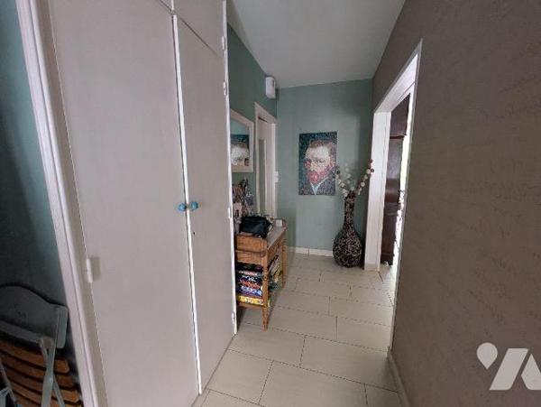 LES HERBIERS - Parfaitement située à proximité immédiate du centre-ville et des commerces, déco...