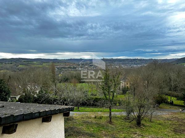 COTEAUX DE JURANÇON : Demeure de prestige des années 1700, avec vue Pyrénées dans un environnement magnifique