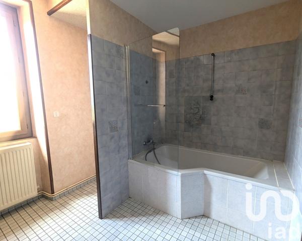 Longère 6 pièces de 175 m² à Le Grand-Bourg (23240)