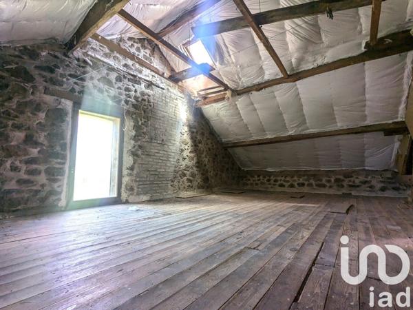 Longère 6 pièces de 175 m² à Le Grand-Bourg (23240)