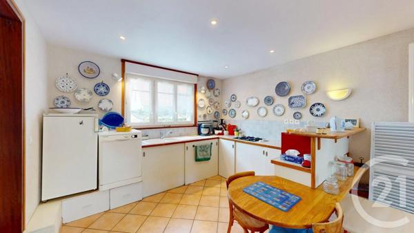 Maison à vendre  9 pièces - 202,22 m 2   LE CROISIC  - 44