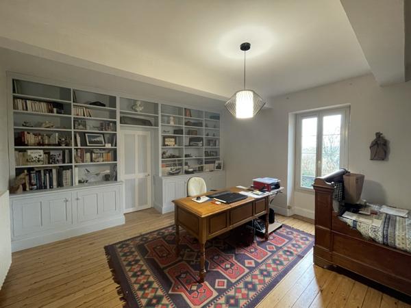 Mauvezin (32120) Maison en pierres de 250m2, T6 avec vue sur les Pyrénées