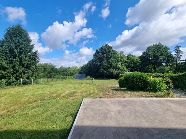 Maison évolutive sur grand terrain - cadre exceptionnel et potentiel rare !