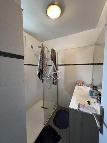 En exclusivité : maison de bourg bien rénovée