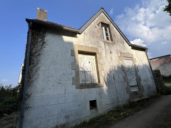 En exclusivité : maison de bourg bien rénovée