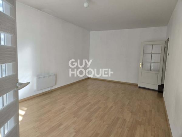 APPARTEMENT À LOUER DE 3 PIÈCES DE 72,60 M²