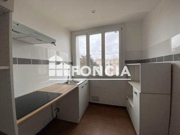 Location Studio 25.75 m² - LE BEAU SITE Seyssinet Pariset 38170