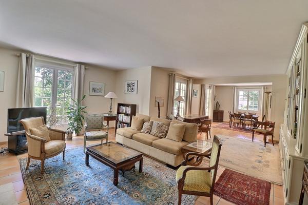 Maison d'exception avec vue imprenable sur Paris