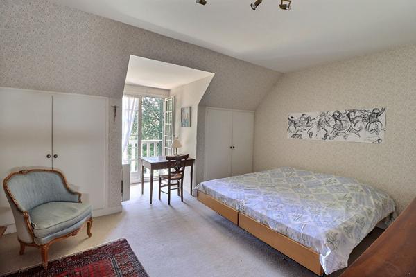 Maison d'exception avec vue imprenable sur Paris