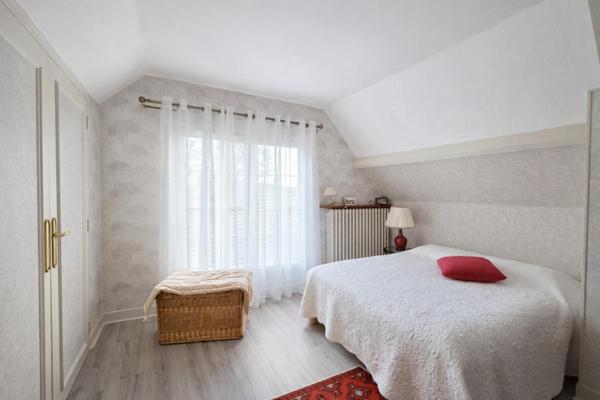 Maison L Habit 6 pièce(s) 200 m2