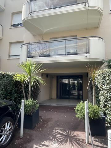 Appartement 4 pièce(s) 3 chambre(s) 123.43 m²