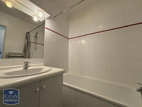 Appartement à louer 1 pièce 33.5m² Clermont-Ferrand (63000)