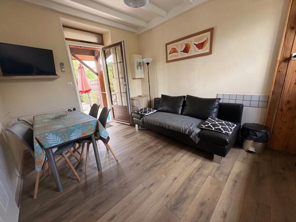 💰 Rentabilité & Qualité de vie : Ensemble immobilier avec 5 logements, maison et piscine à Eugénie-les-Bains