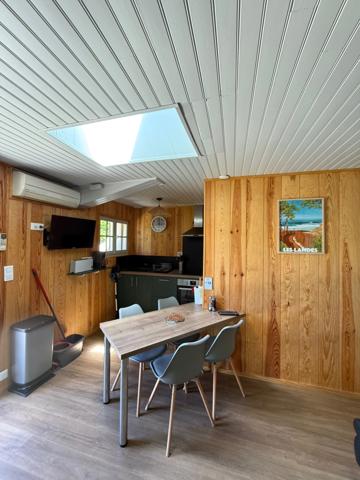 💰 Rentabilité & Qualité de vie : Ensemble immobilier avec 5 logements, maison et piscine à Eugénie-les-Bains