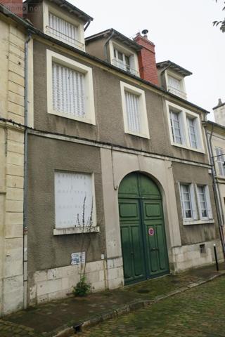 Immeuble à vendre à Bourges dans le Cher (18000), ref : 18005-1665