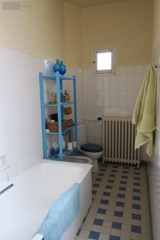 Immeuble à vendre à Bourges dans le Cher (18000), ref : 18005-1665