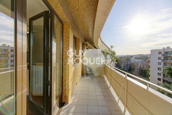 Saint Cloud, dernier étage avec 2 terrasses 3 chambres DPE B