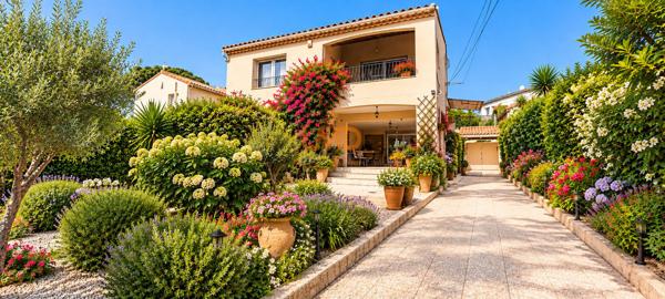La Ciotat Villa vue mer, proximité plages et voie douce