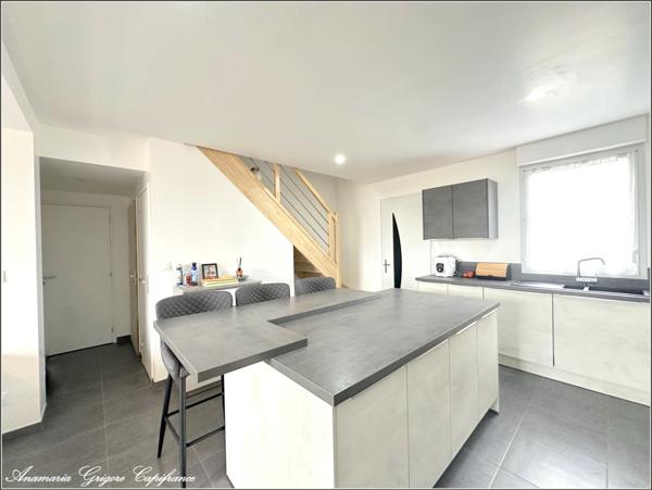 Centre de COURVILLE SUR EURE (28) Maison à vendre 5 pièces - 4 chambres dont une en RDC ( avec SDE)