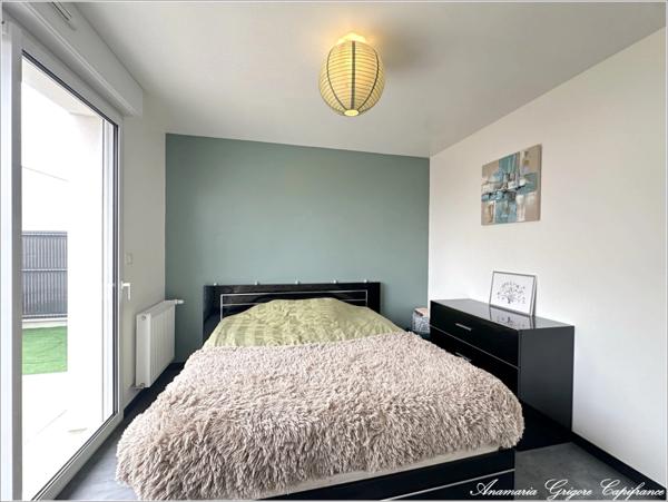 Centre de COURVILLE SUR EURE (28) Maison à vendre 5 pièces - 4 chambres dont une en RDC ( avec SDE)