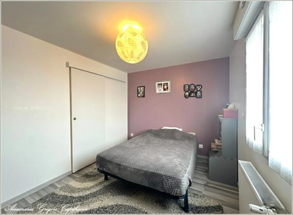 Centre de COURVILLE SUR EURE (28) Maison à vendre 5 pièces - 4 chambres dont une en RDC ( avec SDE)