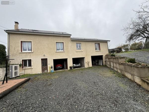 Maison individuelle à vendre à Vendat dans l'Allier (03110), ref : 2025/987-03020