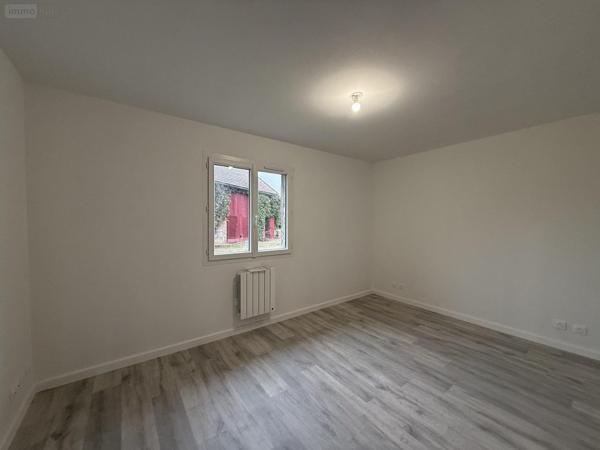 Maison individuelle à vendre à Vendat dans l'Allier (03110), ref : 2025/987-03020