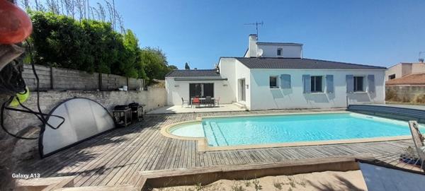 Maison 599 500 € Saint-Xandre 6 p 192 m² DPE C
